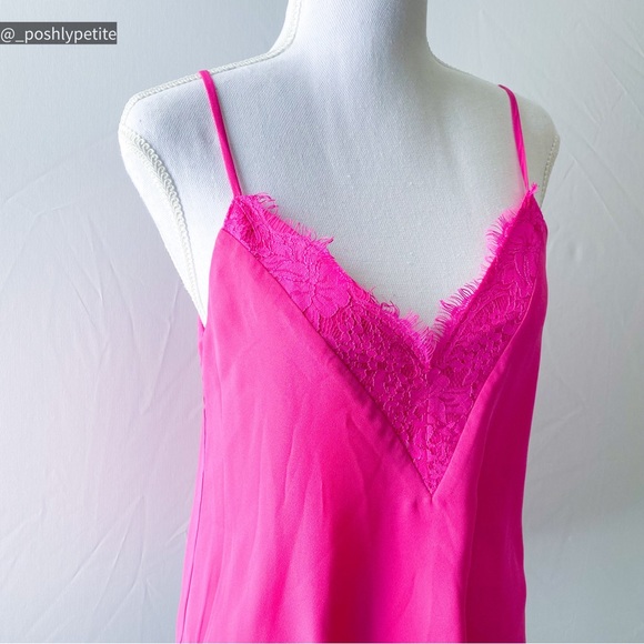 Socialite xs hot pink V Neck Lace trim Camisole - Picture 3 of 12